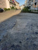 Foto: Loch in Pflasterstraße 